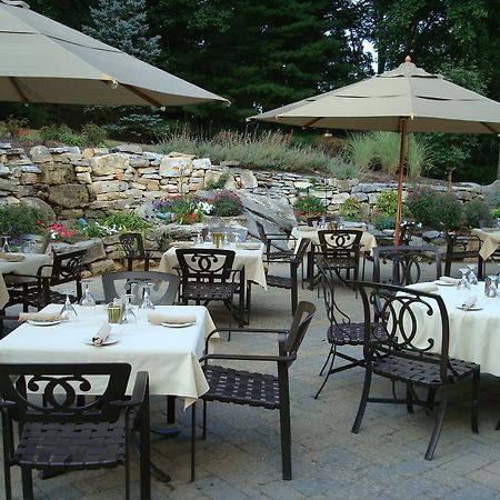 Bavarian Inn Шепърдстаун Екстериор снимка