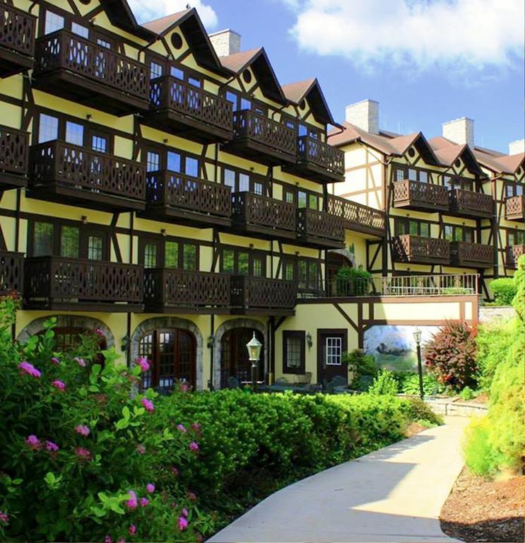 Bavarian Inn Шепърдстаун Екстериор снимка