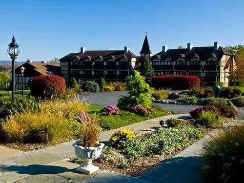 Bavarian Inn Шепърдстаун Екстериор снимка