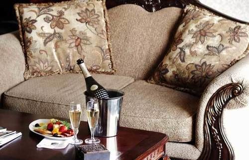 Bavarian Inn Шепърдстаун Екстериор снимка
